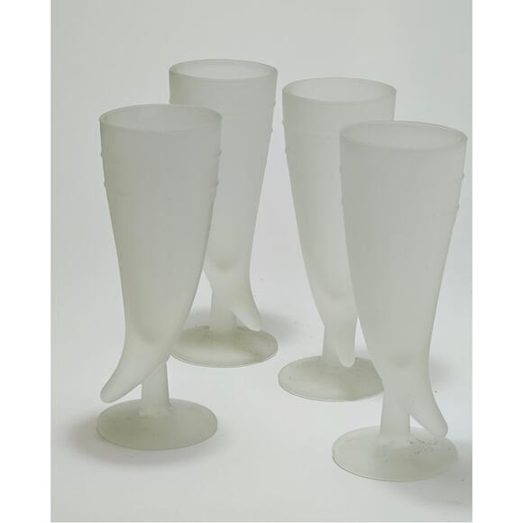 Tiara Indiana Glass Frosted Powder Horn Glasses - Picture 1 of 5
